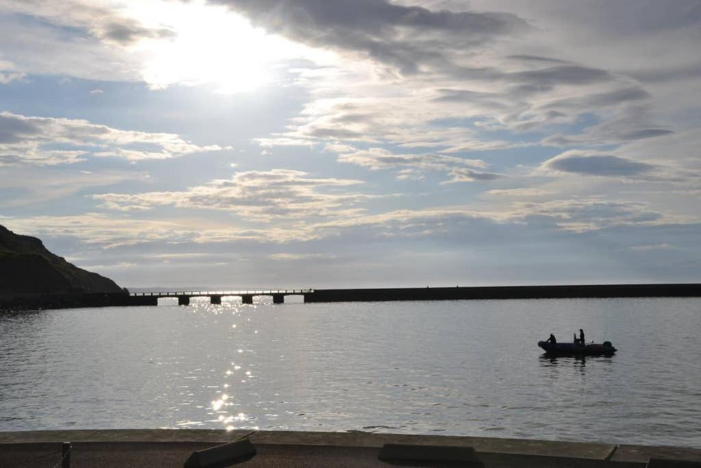 La Noroit Du Port Villa ภายนอก รูปภาพ